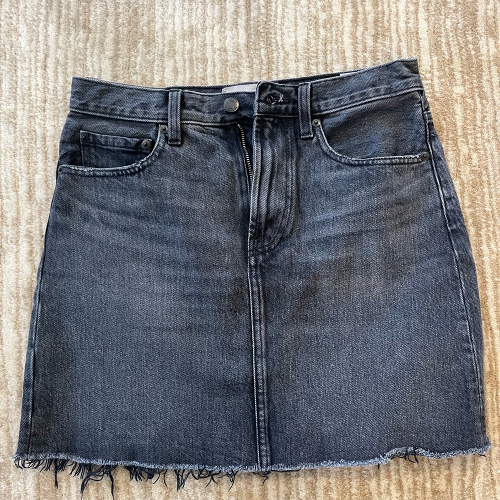 Everlane denim skirt size 26